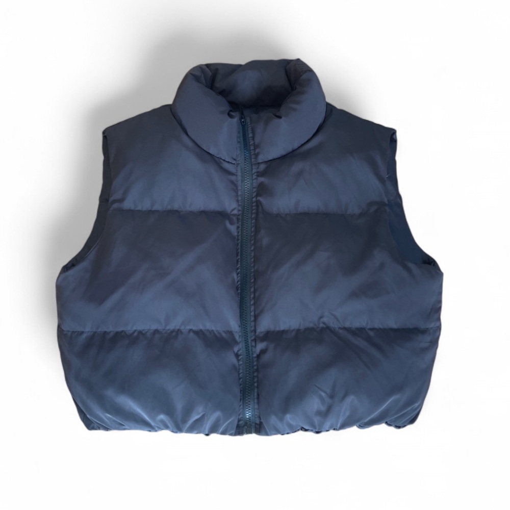 Cropped Black‎ Puffer Vest